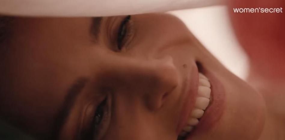 Elsa Pataky presenta su nueva campaña navideña este martes en ‘El Hormiguero 3.0’