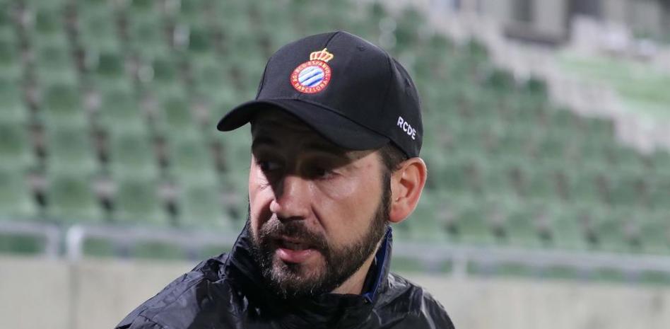 Machín: “Ni psicólogos ni gurús, la mejor terapia es un gol, aunque sea injusto”