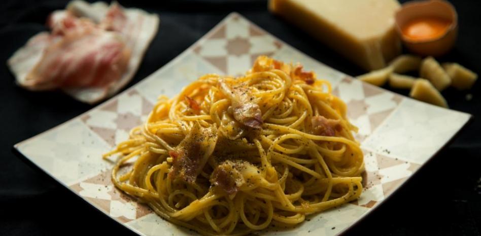 Preparar esta deliciosa carbonara de verano es “Así de fácil”