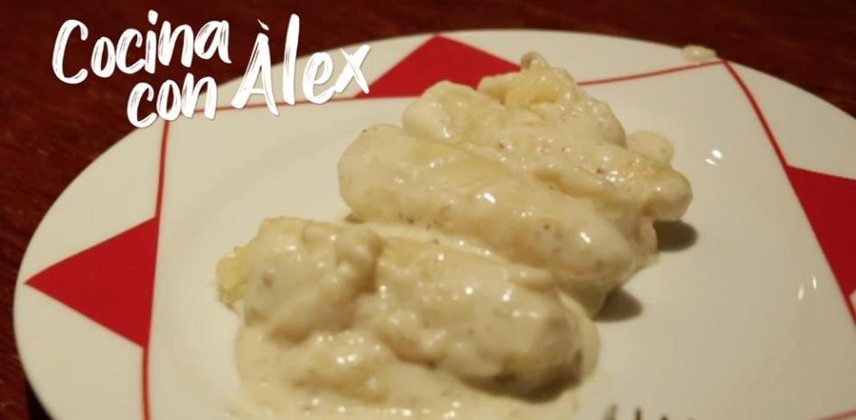 ‘Cocina con Àlex’ estos deliciosos espárragos gratinados