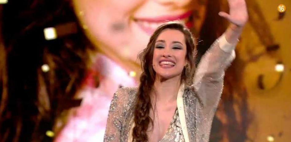 Adara da un consejo de año nuevo a sus seguidores