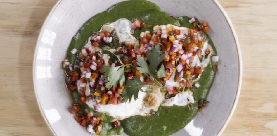 Los huevos popeye más energéticos de Gastón Acurio