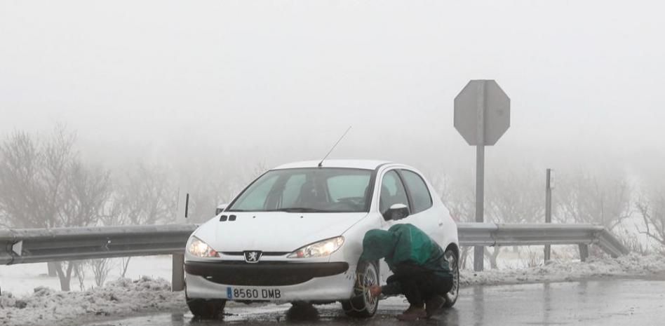 Pasos a seguir para colocar las fundas de nieve del coche