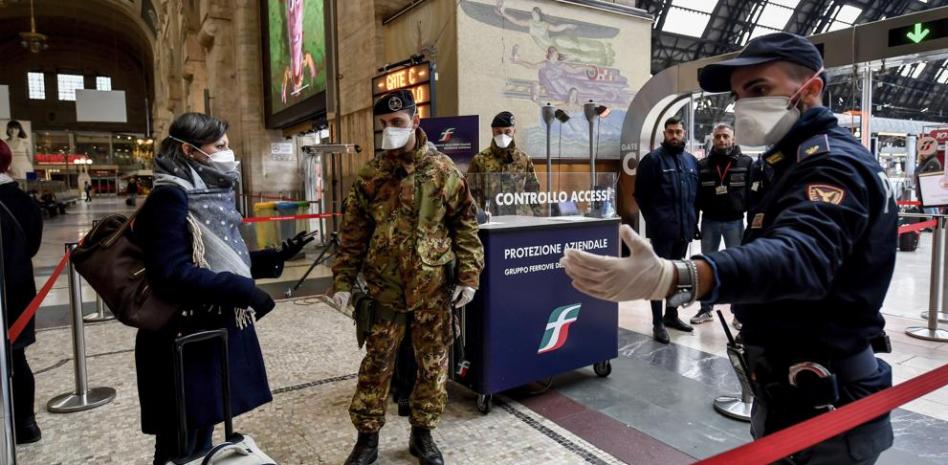 Italia extiende las restricciones de la Lombardía por el coronavirus a todo el país