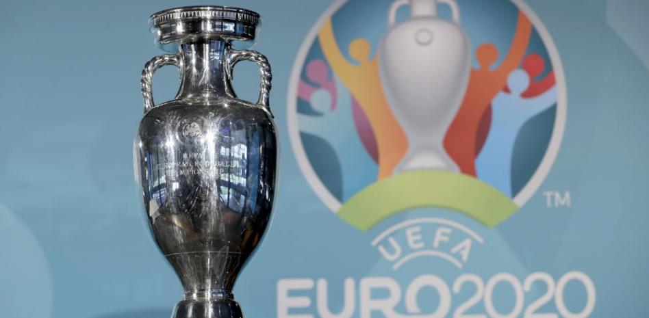 La UEFA aplaza la Eurocopa hasta 2021