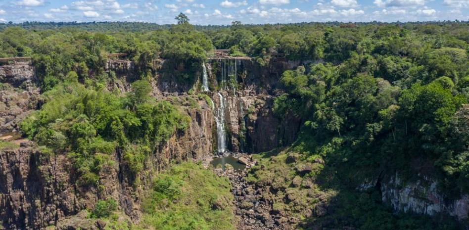 Las cataratas del Iguazú, sin agua