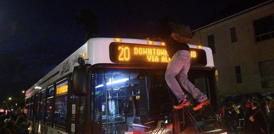 Mineápolis arde por la muerte de George Floyd