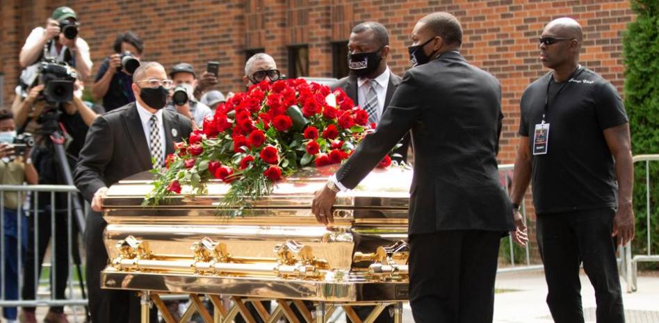 Cientos de personas acuden al funeral de George Floyd en Minneapolis