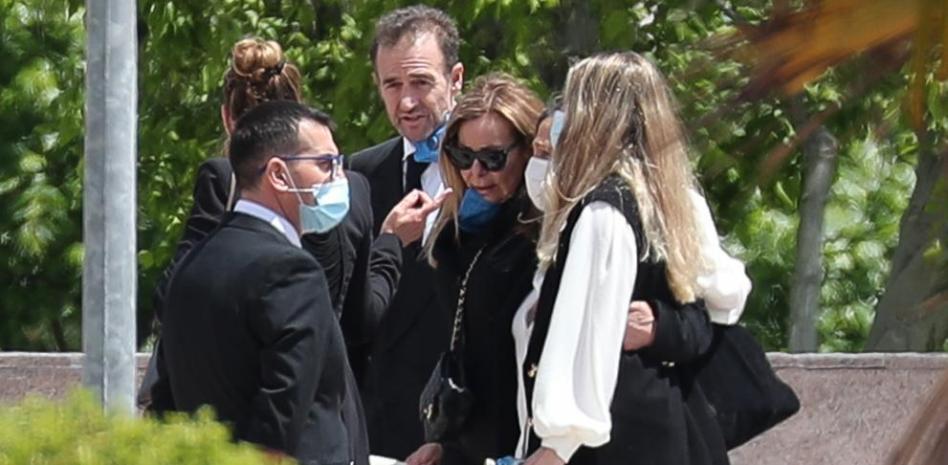 Preocupados por Ana Obregón: la familia en alerta por sus mensajes en las redes