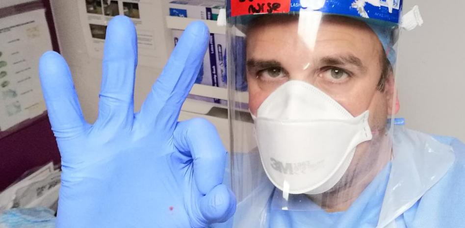 El hombre cobaya: se deja inocular el virus para hallar la vacuna