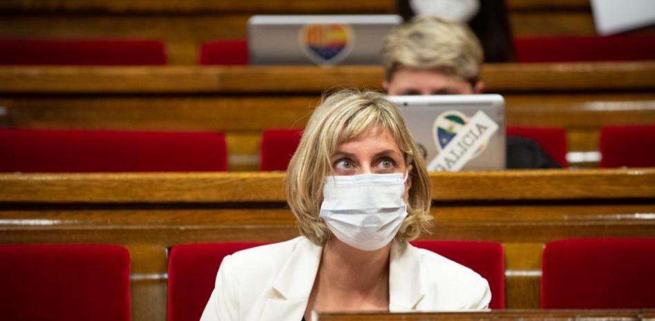 Catalunya multará con 100 euros a quien no lleve mascarilla por la calle