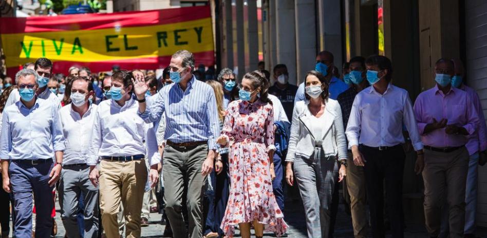 Los Reyes presiden el homenaje oficial a las víctimas de la Covid
