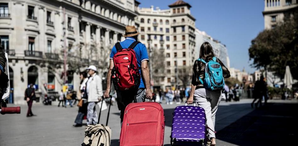 El Govern recomienda no salir de casa en Barcelona y en otros 12 municipios de la primera corona