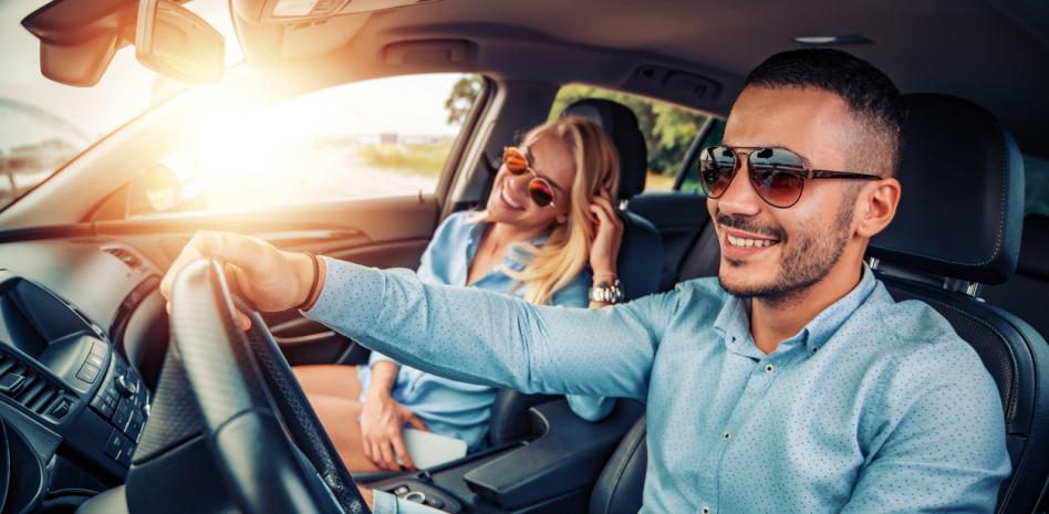 Algunos siguen sin ponerse el cinturón: la DGT caza a 4.600 conductores en siete días