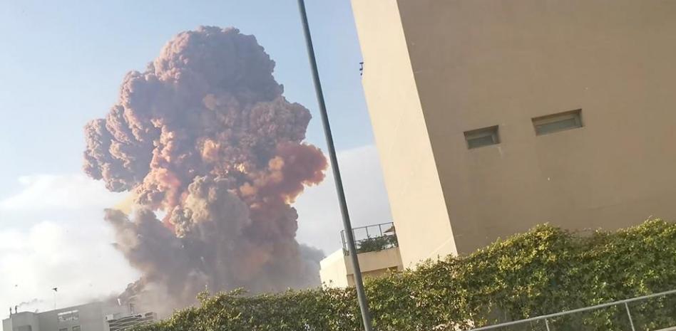 Una brutal explosión causa más de 70 muertos y unos 4.000 heridos en Beirut