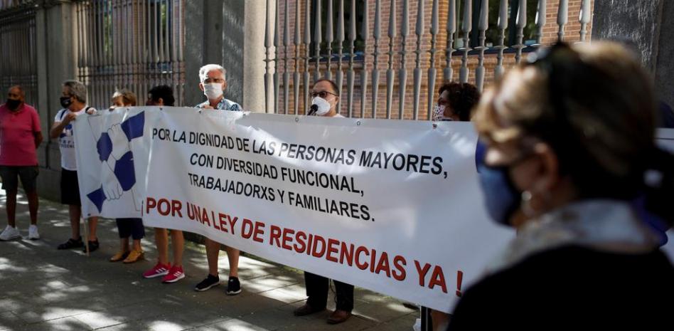 Sanidad llama a Madrid a actuar ante el preocupante aumento de los contagios