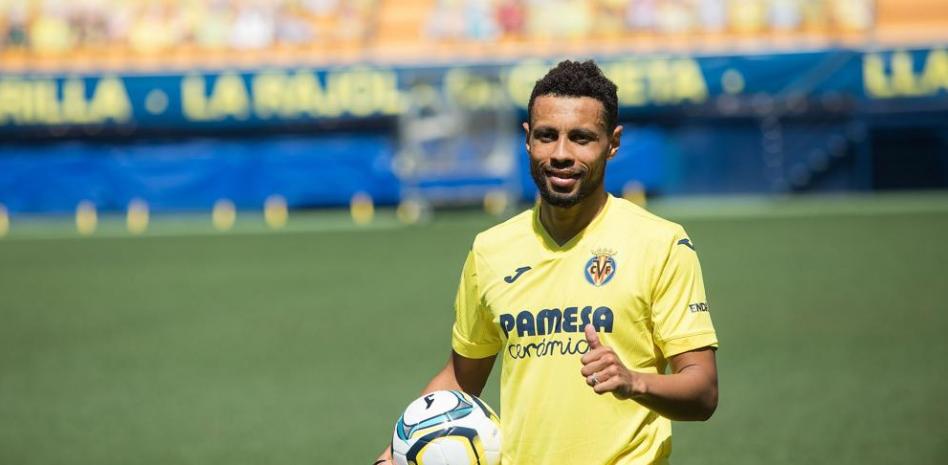 Así ha sido la presentación de Francis Coquelin con el Villarreal CF
