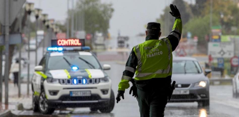 El Gobierno estudia el toque de queda mientras se endurecen las restricciones en movilidad
