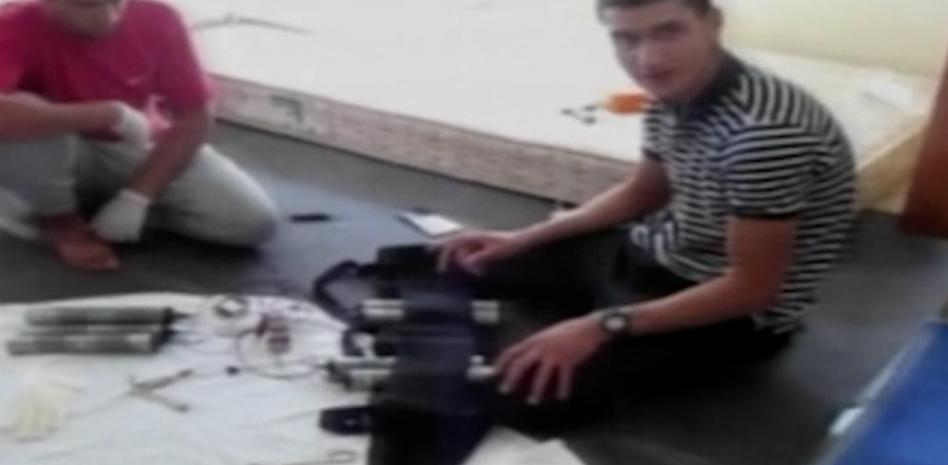 Imágenes inéditas de los terroristas del 17A mientras fabricaban explosivos: “Que miren cómo van a sufrir”