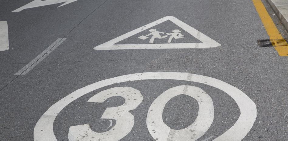 Una reducción de velocidad, que puede reducir un 40% los accidentes en ciudad