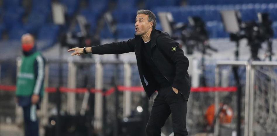 Luis Enrique defiende a Sergio Ramos