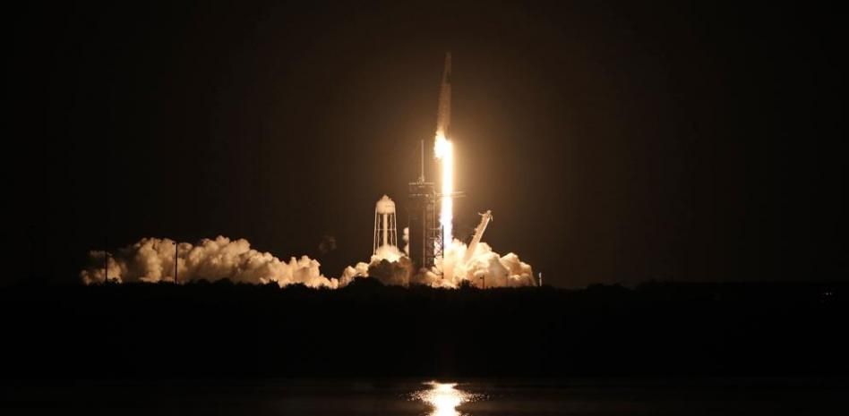 La cápsula Dragon despega rumbo a la Estación Espacial Internacional