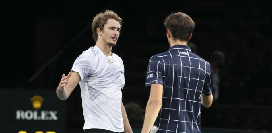 Medvédev - Zverev | Horario y dónde ver el partido de tenis hoy: ATP Finals