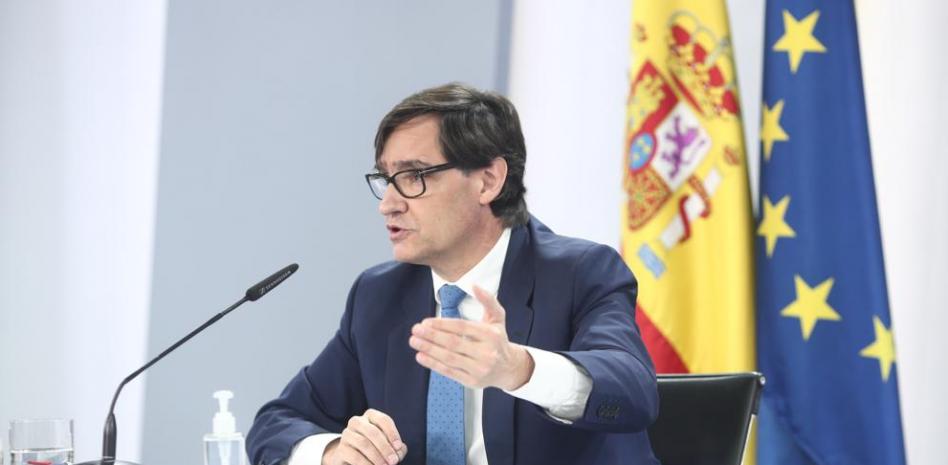 Illa desvela los grupos prioritarios para vacunar: mayores de 64 años, docentes, niños, jóvenes y embarazadas