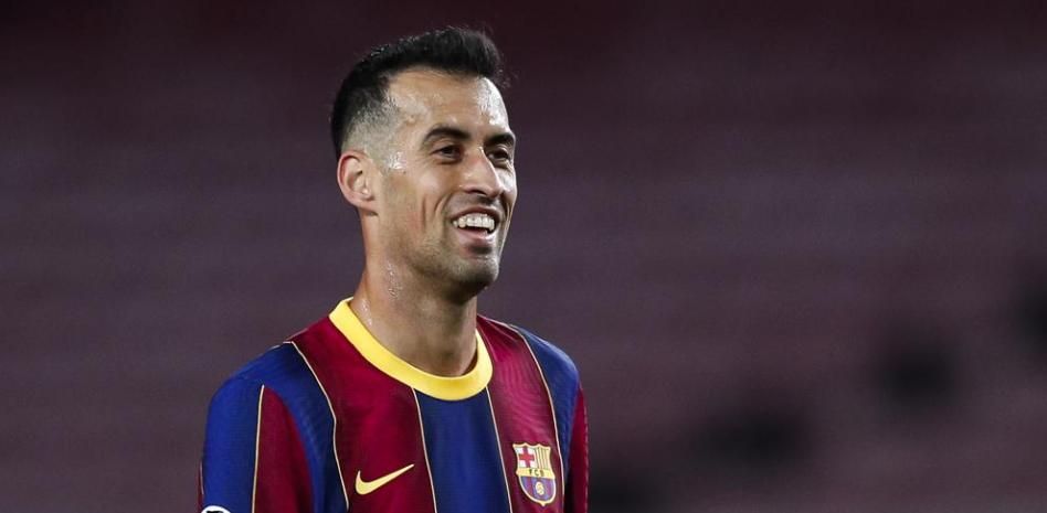 Sergio Busquets se entrena con el grupo con la vista puesta al partido contra Osasuna