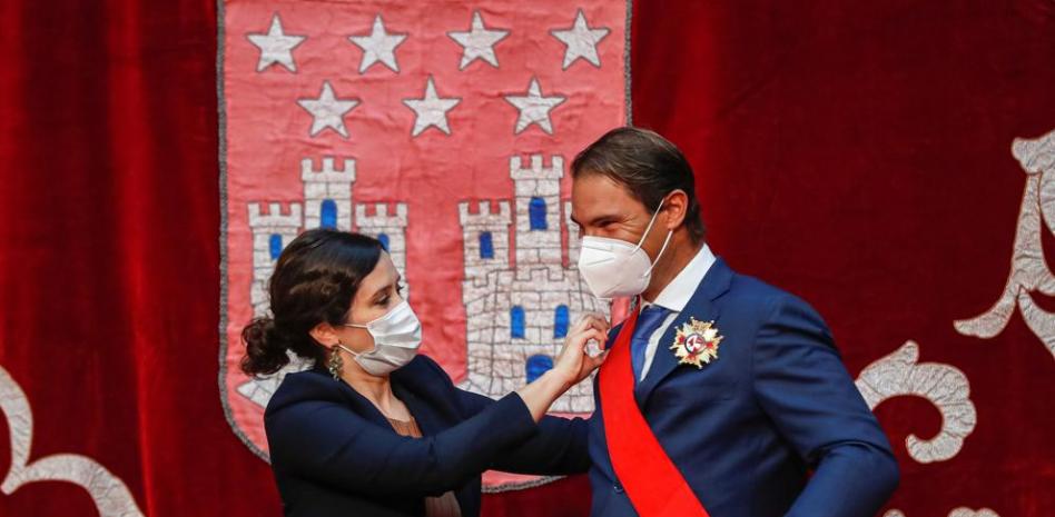 La Comunidad de Madrid entrega a Rafa Nadal la Gran Cruz de la Orden Dos de Mayo