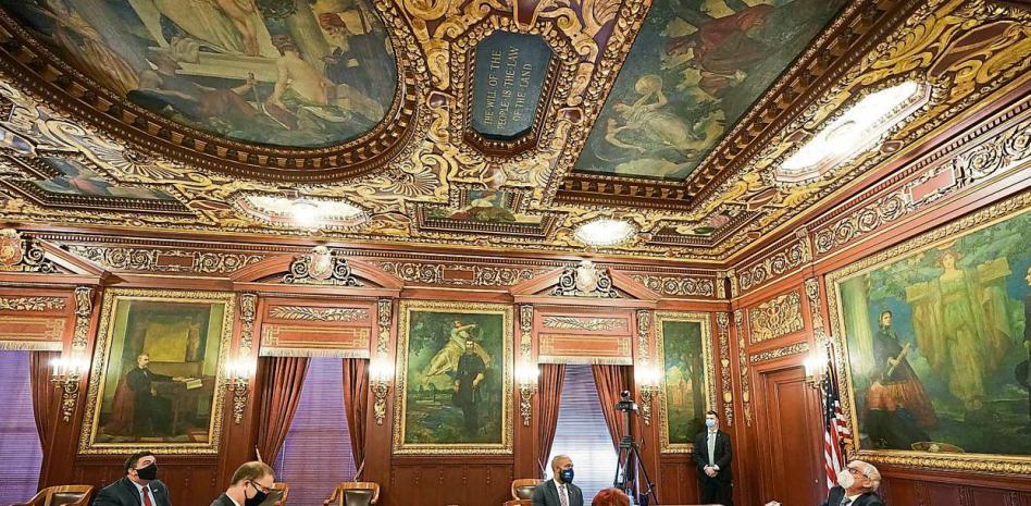 El Colegio Electoral de EE.UU. certifica sin sobresaltos la victoria de Biden