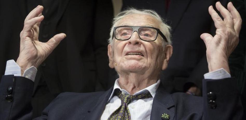 Muere el diseñador Pierre Cardin, pionero del prêt-à-porter
