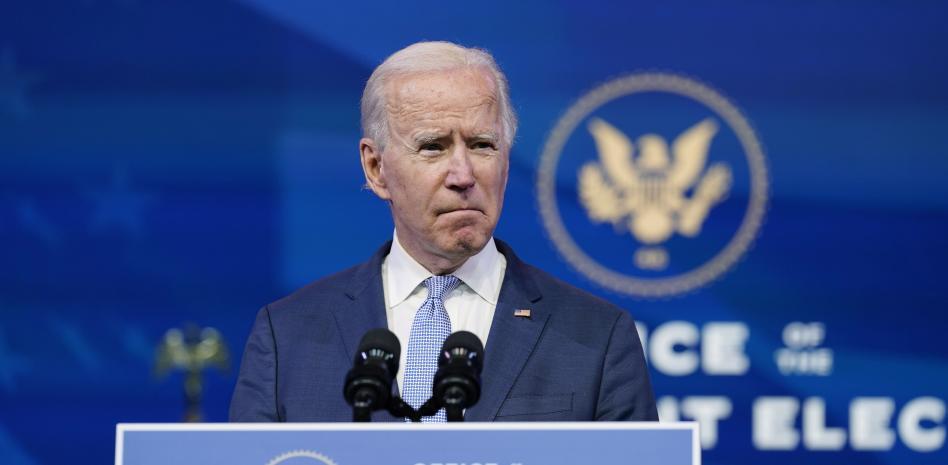 Biden: "Nuestra democracia está bajo un ataque sin precedentes"