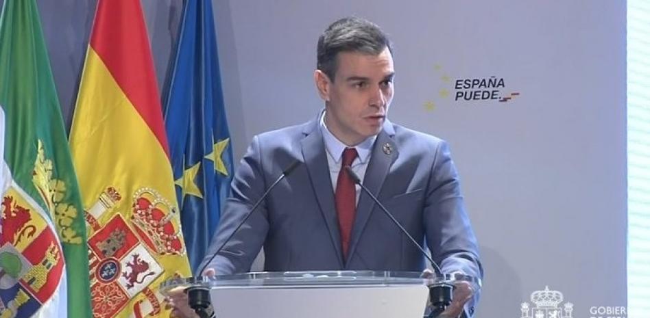 Sánchez replica con contundencia a Podemos: “En una democracia plena es inadmisible la violencia”