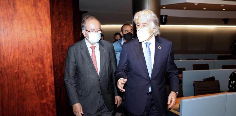 Los empresarios catalanes claman por la recuperación económica y en contra de la violencia en las calles, en directo