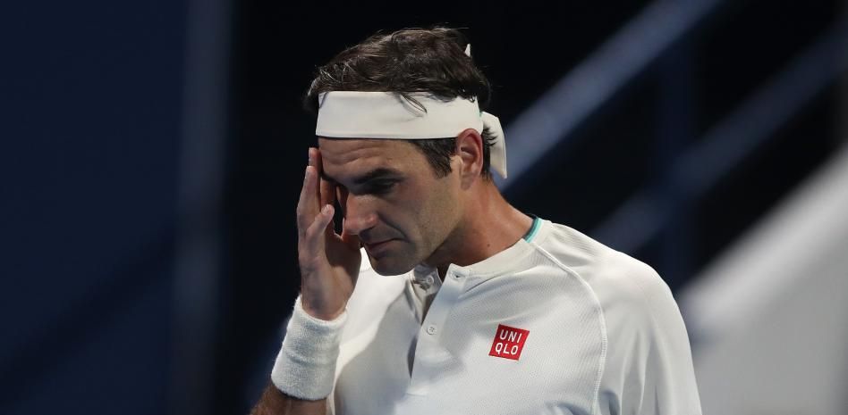 Federer se da de baja del torneo de Dubái tras su vuelta a las pistas en Qatar