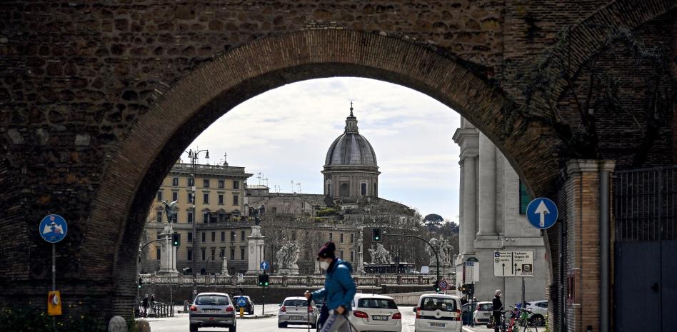Italia mantendrá el endurecimiento de las medidas contra el coronavirus todo abril