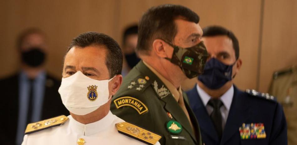 El ejército se cansa de Bolsonaro