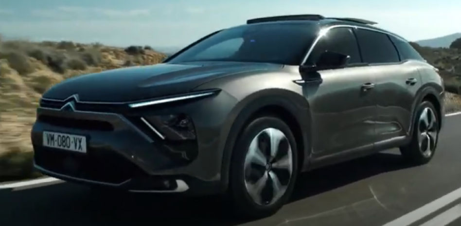 Nuevo Citroën C5 X: el buque insignia francés es un modelo familiar de carrocería crossover