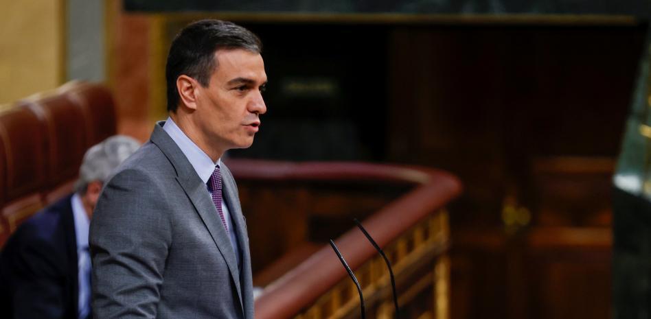 Sánchez mantiene el fin de la alarma el 9 de mayo y amplía tres meses la moratoria de alquileres y suspensión de desahucios
