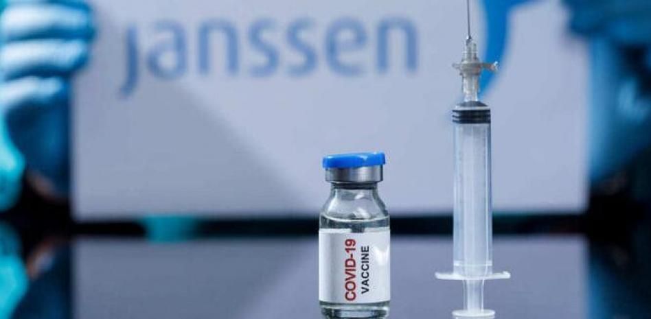 EE.UU. vuelve a autorizar el uso de la vacuna de Johnson & Johnson