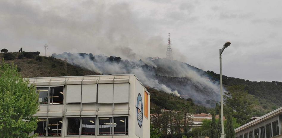 Extinguido el incendio forestal en Collserola