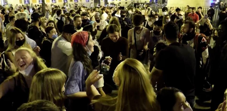 Fiestas en toda España por el fin del estado de alarma