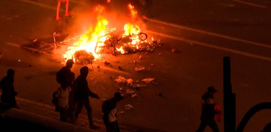 Calma en Ceuta y disturbios al otro lado de la frontera