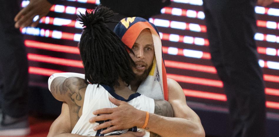 Morant puede con Stephen Curry y mete a los Grizzlies en playoffs