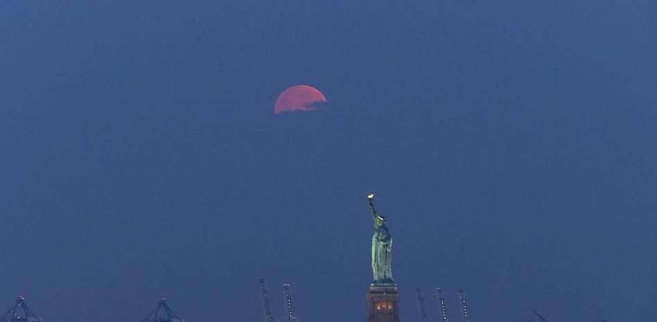 Cómo ver el eclipse total de luna de hoy