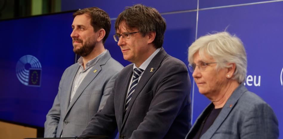 Puigdemont, Comin, Ponsatí, Puig y Rovira pueden ahora moverse por Europa, pero si vuelven a España serán detenidos