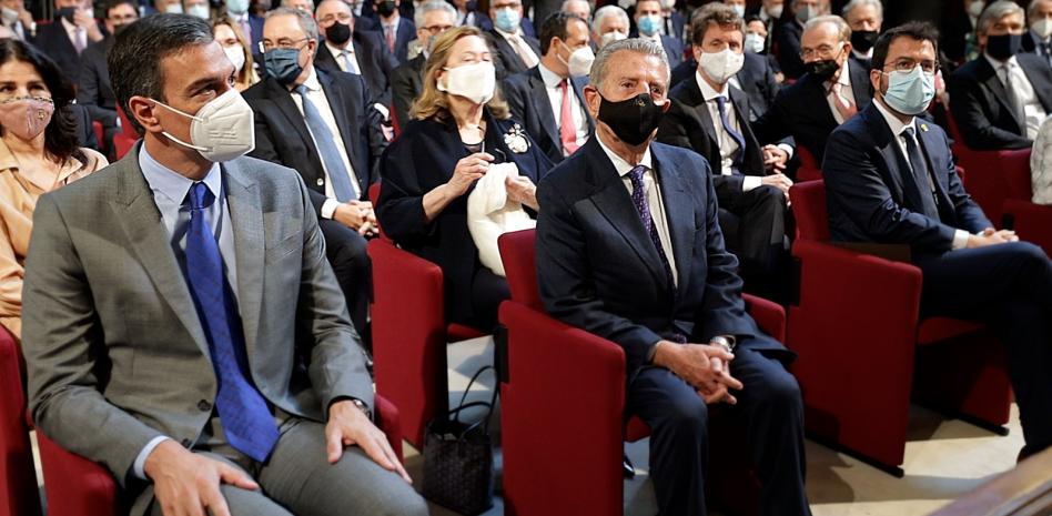 Sánchez y Aragonès se emplazan a abrir una nueva etapa de entendimiento y acuerdos