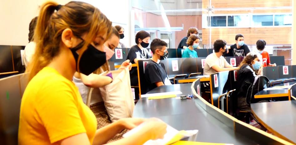 La Selectividad arranca con nervios, pero no por la lengua de los exámenes