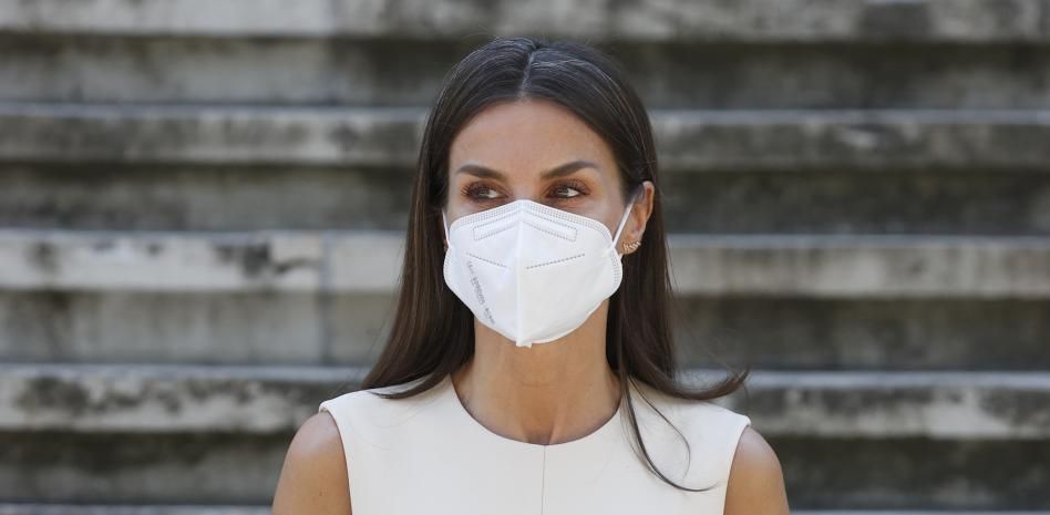 Letizia recupera su vestido blanco más aplaudido